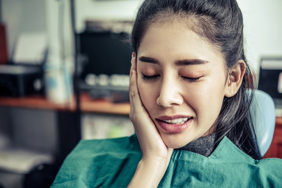 common symptoms of gum disease and its treatment